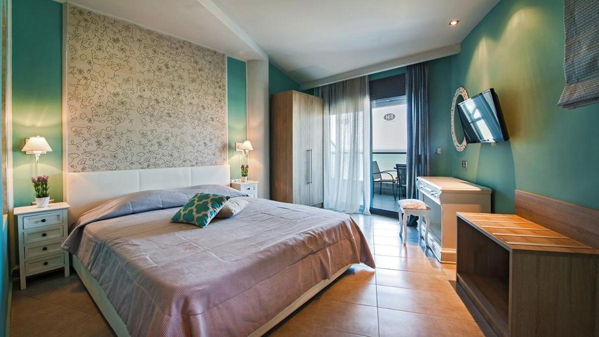 Tridente Mare Apart Hotel Pefkochori Exterior photo