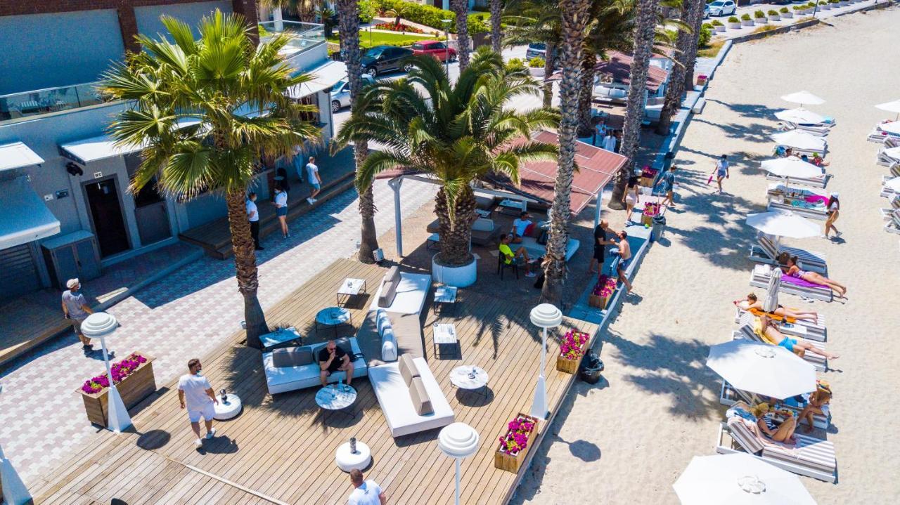 Tridente Mare Apart Hotel Pefkochori Exterior photo