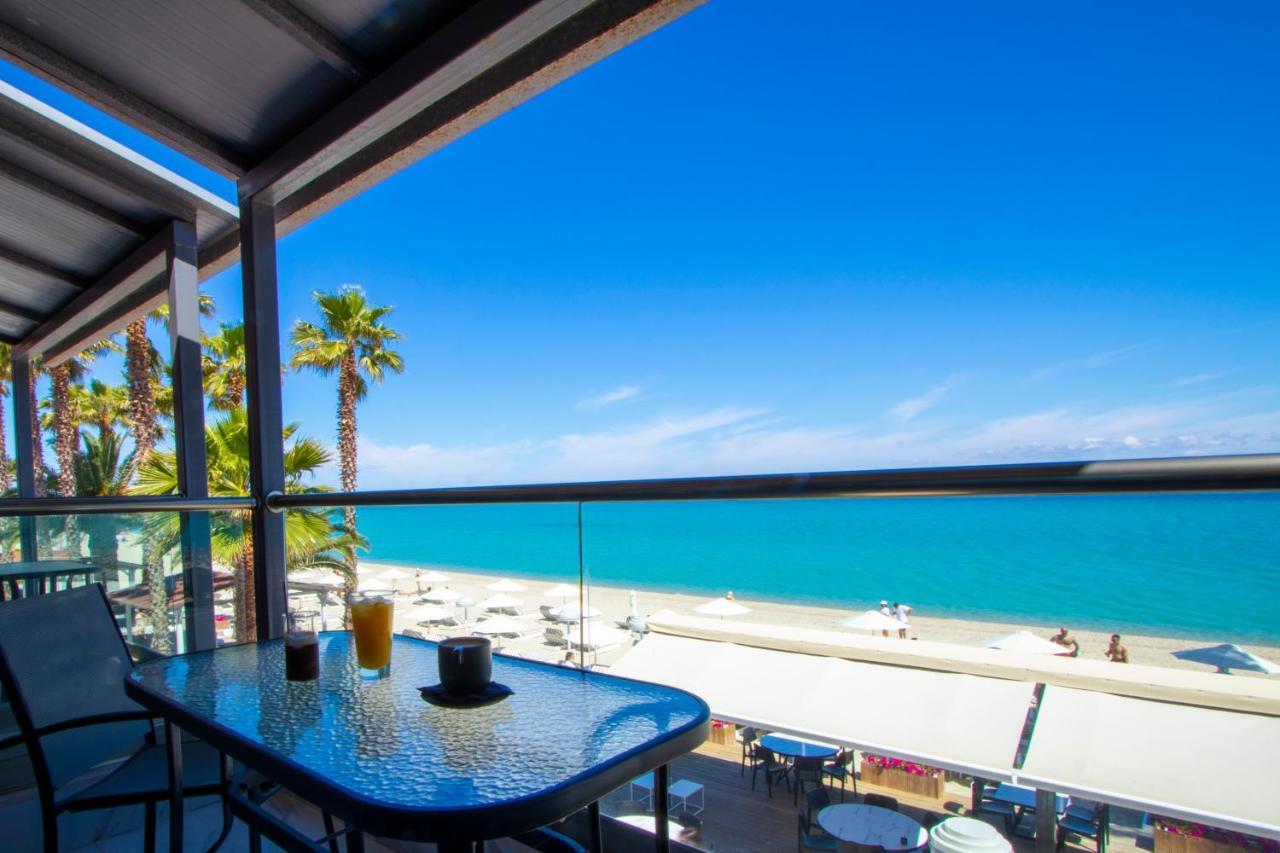 Tridente Mare Apart Hotel Pefkochori Exterior photo