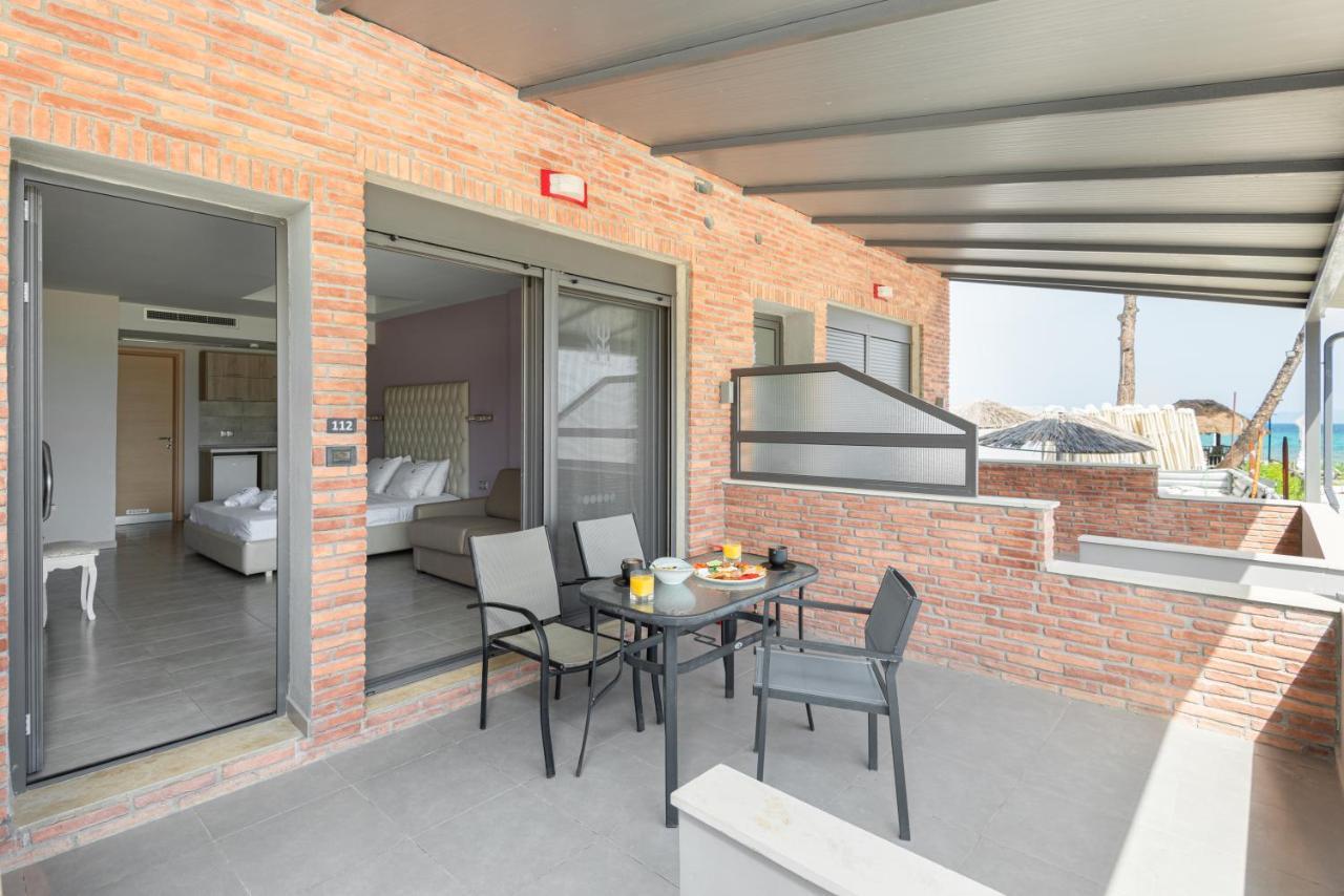 Tridente Mare Apart Hotel Pefkochori Exterior photo