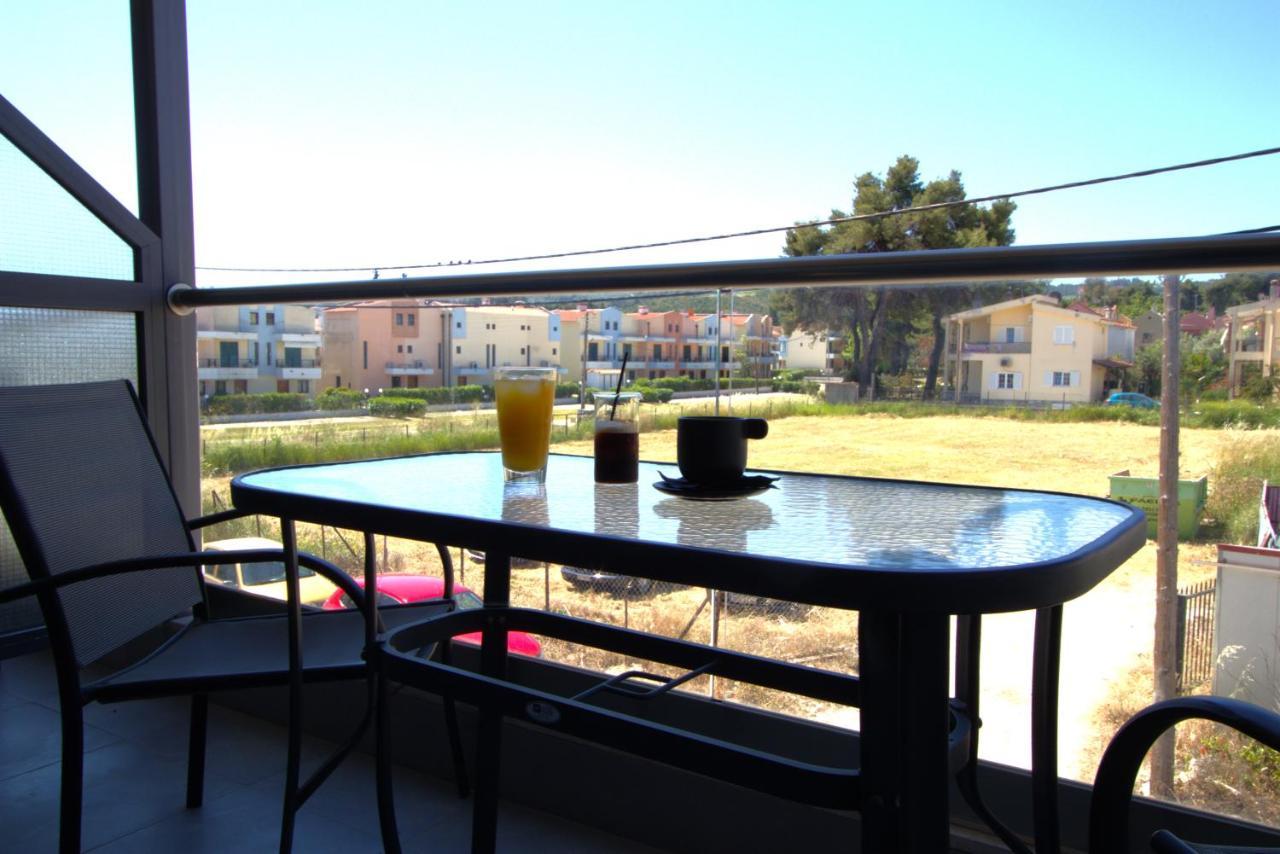 Tridente Mare Apart Hotel Pefkochori Exterior photo
